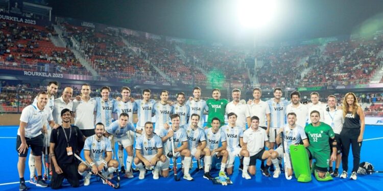 LOS LEONES CONSIGUIERON CON GOLEADA EL 9no LUGAR EN LA INDIA