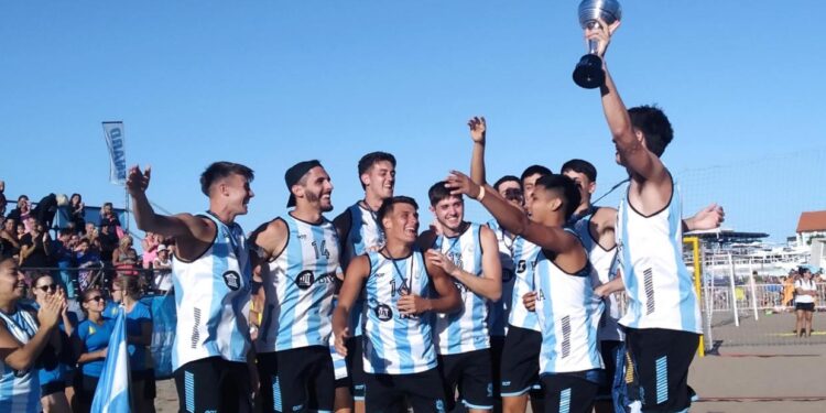 EL CUATRO NACIONES DE BEACH HANDBALL SE QUEDÓ EN ARGENTINA