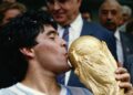 MARADONA REVOLUCIONÓ LA COSTANERA DE SAN NICOLÁS