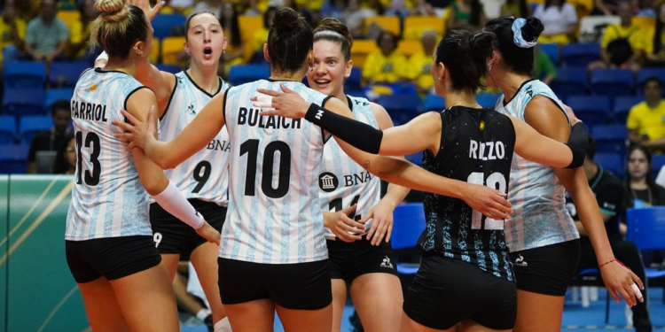 SUDAMERICANO DE VOLEY: PODIO ASEGURADO PARA LAS PANTERAS