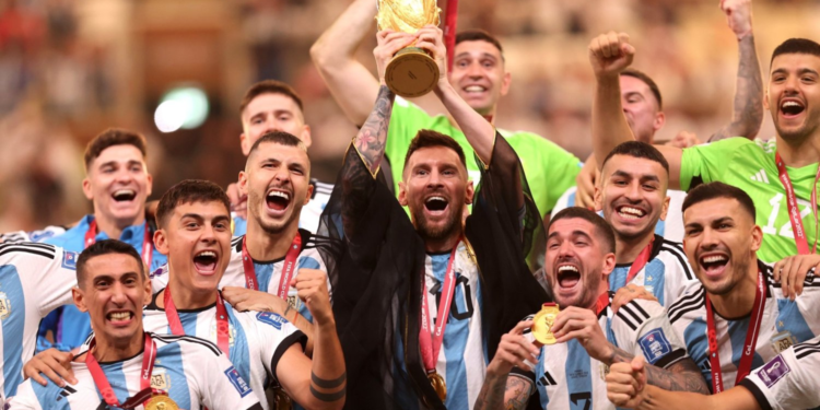 SEGUNDO, FRANCIA: LA SCALONETA CIERRA EL 2023 EN EL PUESTO 1 DEL RANKING FIFA