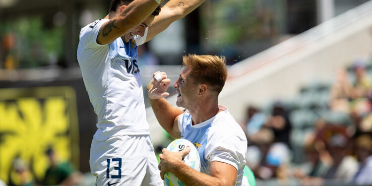 LOS PUMAS 7S CAMPEONES EN PERTH