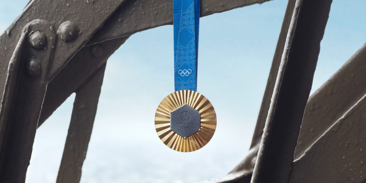 PARÍS 2024 PRESENTÓ LAS MEDALLAS OLÍMPICAS Y PARALÍMPICAS